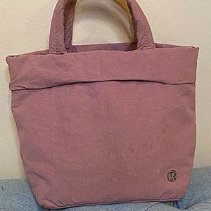 Lululemon purse